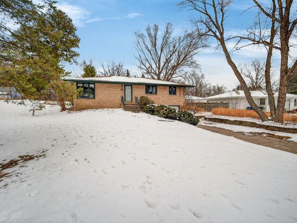 1626 Evergreen Avenue, Des Moines, IA 50320