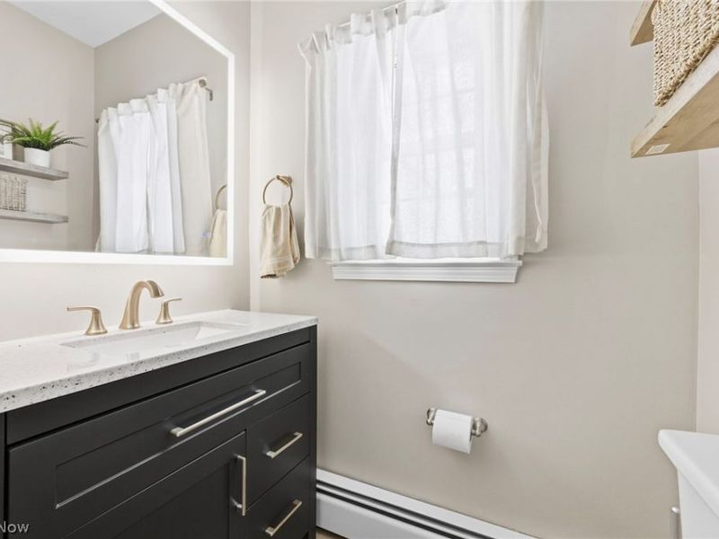 17987 Elliott Drive, Chagrin Falls, OH 44023 Photo 16