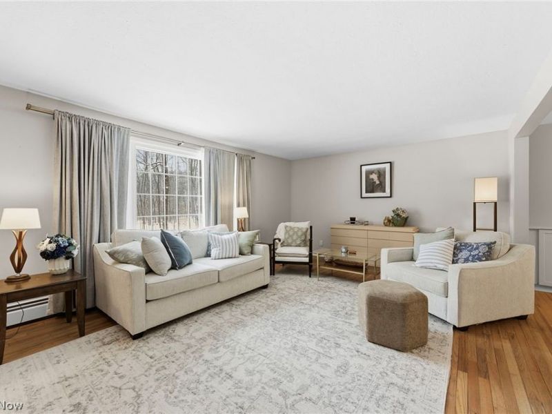 17987 Elliott Drive, Chagrin Falls, OH 44023 Photo 6