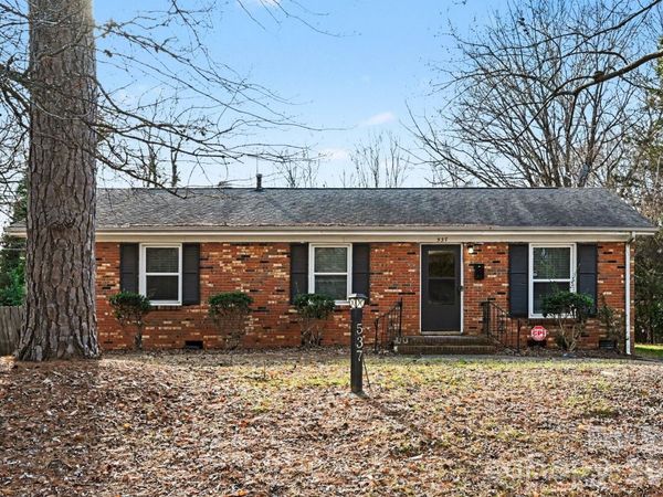 537 Kentbrook Drive , Charlotte, NC 28213