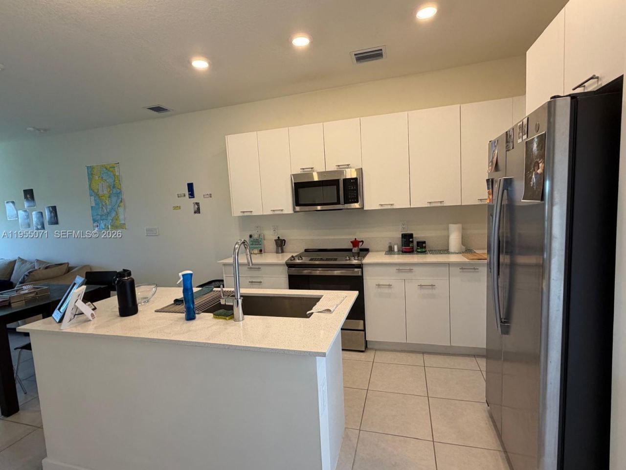 8001 NW 41st St , Unit F-310, Doral, FL 33166 Photo