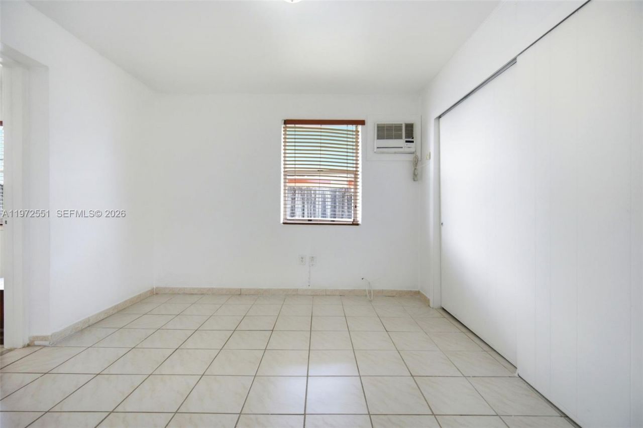 10720 SW 55th Ter, Miami, FL 33165 Photo