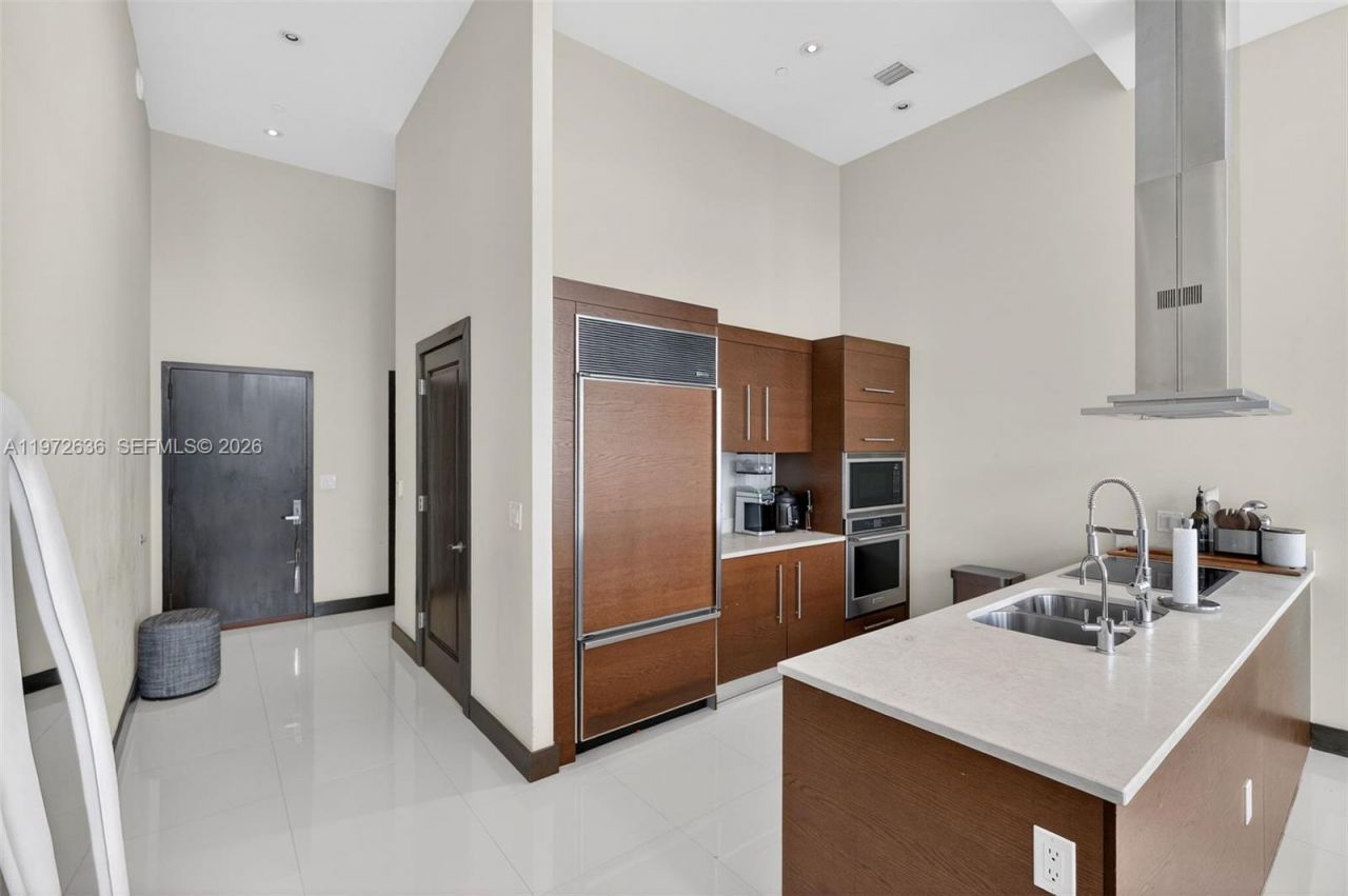 495 Brickell Avenue, Unit 2201, Miami, FL 33131 Photo