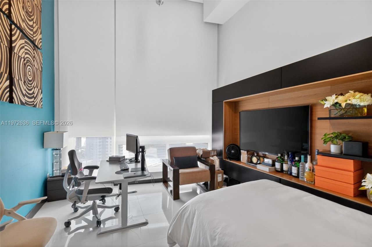 495 Brickell Avenue, Unit 2201, Miami, FL 33131 Photo