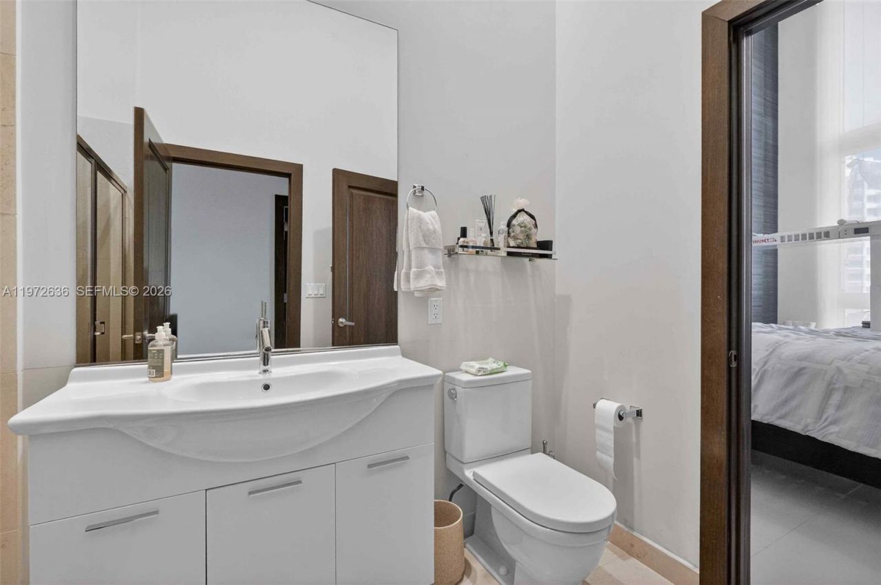 495 Brickell Avenue, Unit 2201, Miami, FL 33131 Photo