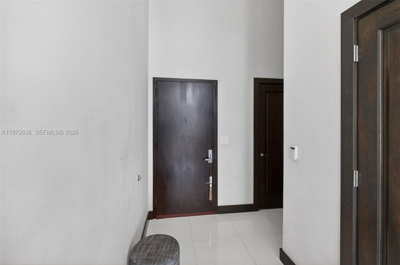 495 Brickell Avenue, Unit 2201, Miami, FL 33131 Photo