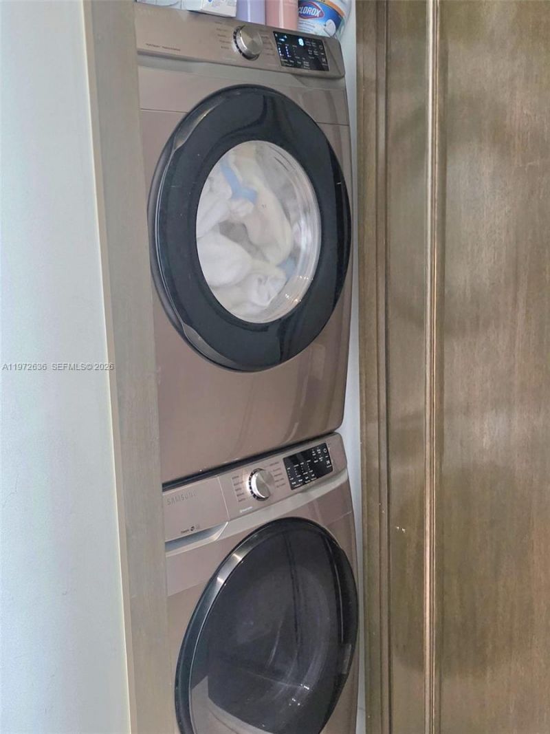 495 Brickell Avenue, Unit 2201, Miami, FL 33131 Photo