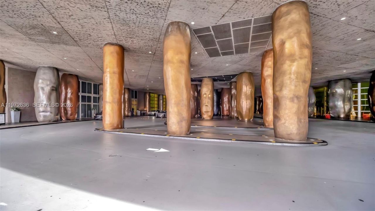 495 Brickell Avenue, Unit 2201, Miami, FL 33131 Photo