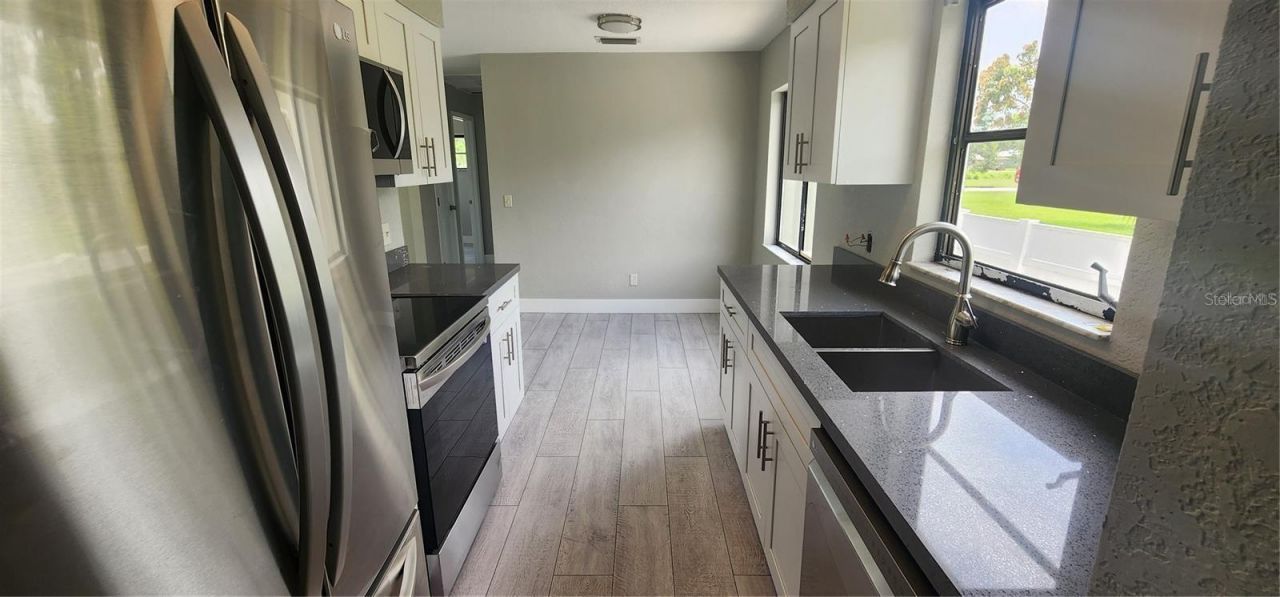 541 E Virginia Avenue, Punta Gorda, FL 33950 Photo