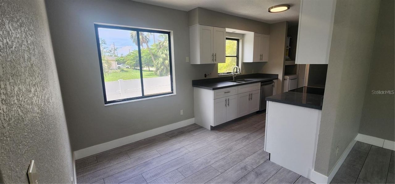 541 E Virginia Avenue, Punta Gorda, FL 33950 Photo