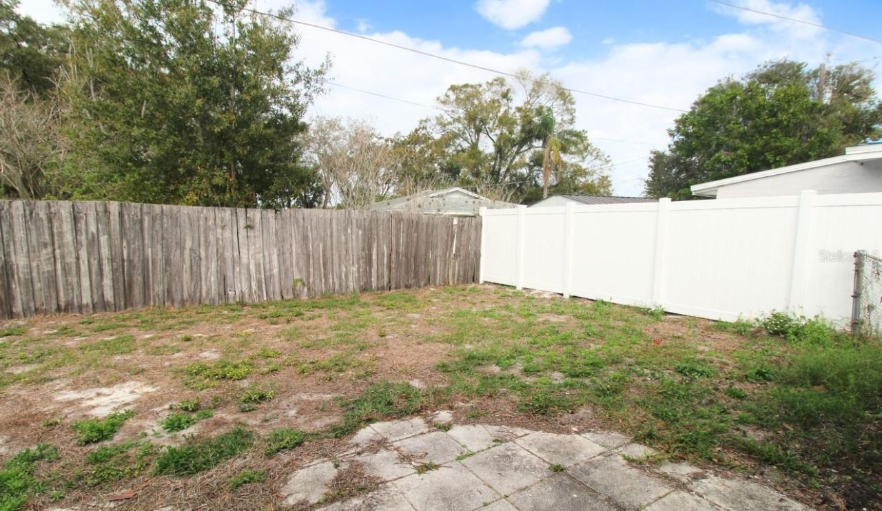 3365 Melody Ln, Sarasota, FL 34237 Photo