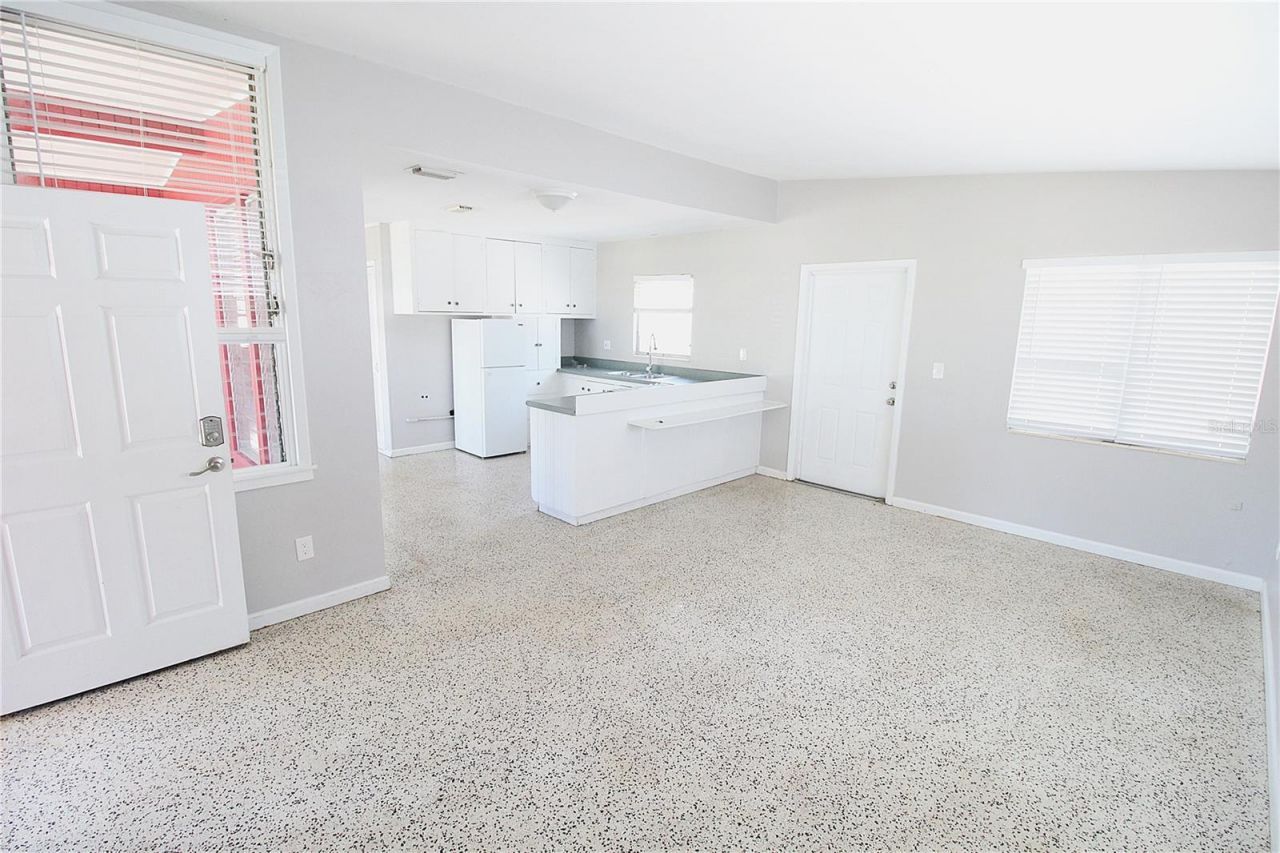 3365 Melody Ln, Sarasota, FL 34237 Photo