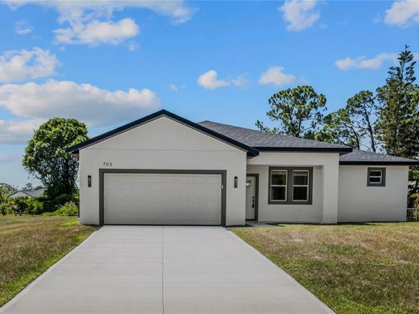 703 ASTON-MARTIN DRIVE, SEBRING, FL 33872