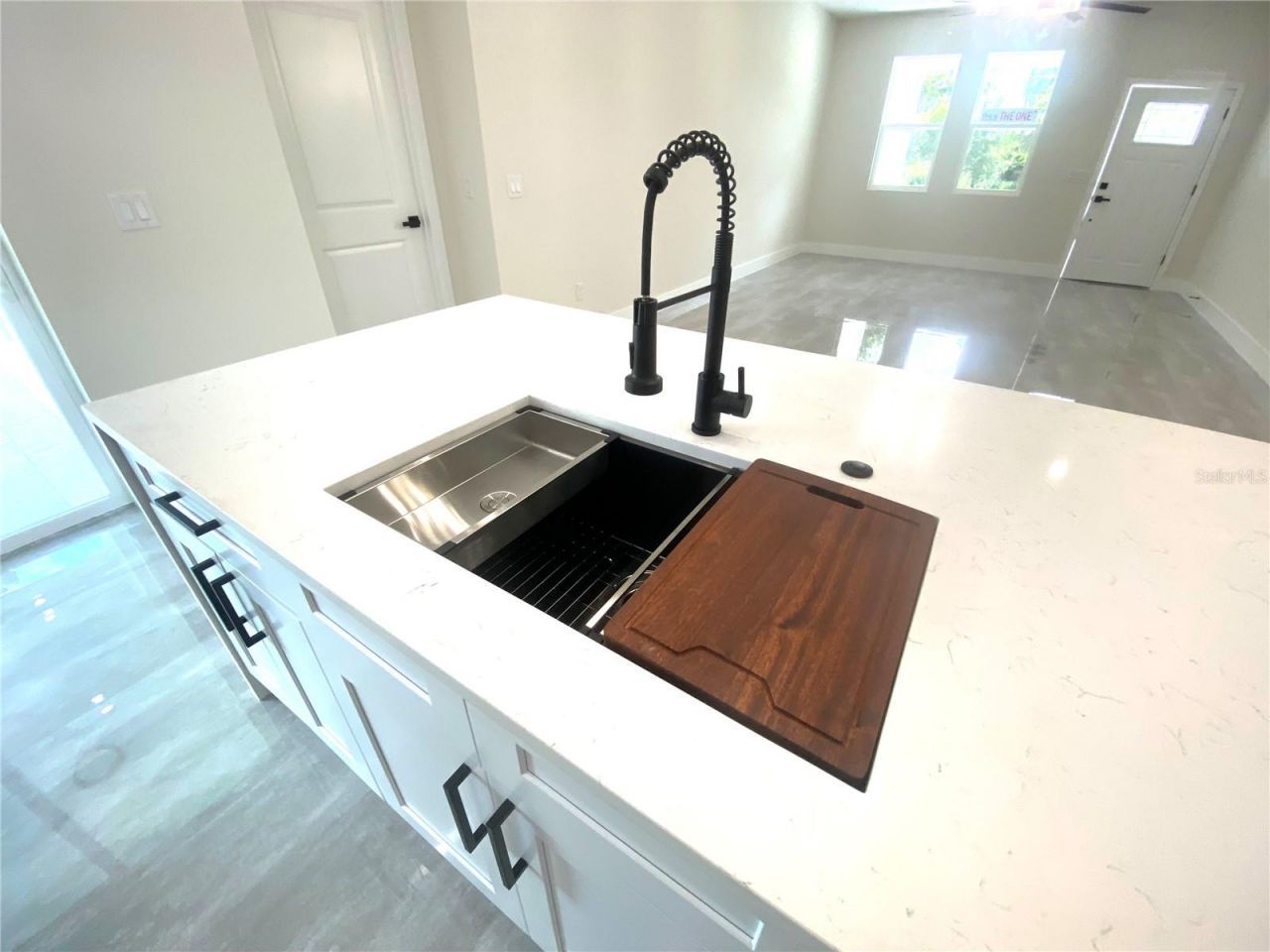 703 Aston-martin Drive , Sebring, FL 33872 Photo