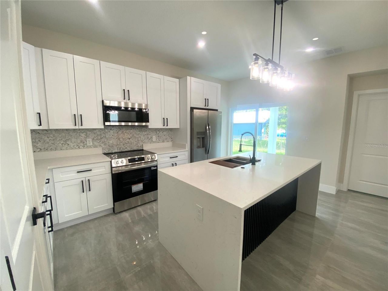 703 Aston-martin Drive , Sebring, FL 33872 Photo