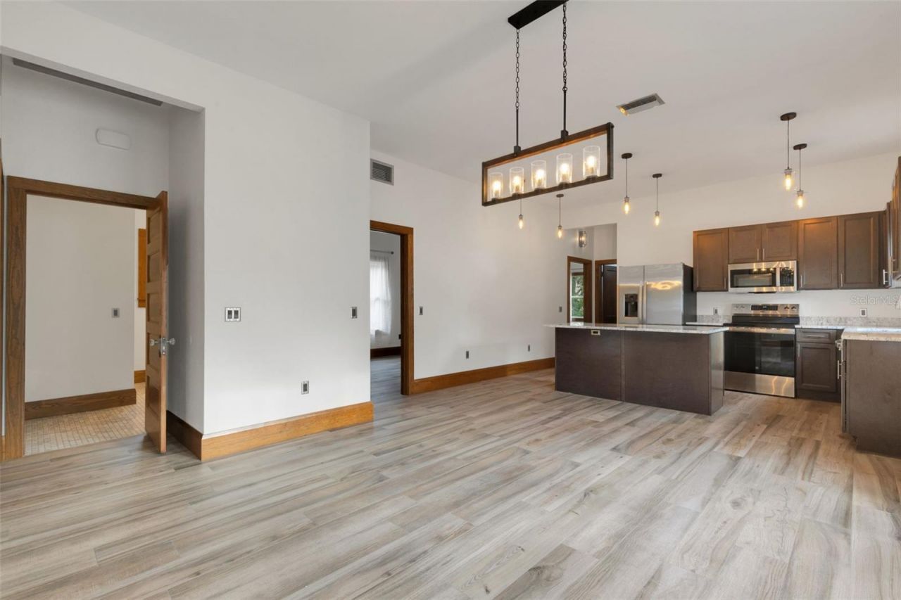 711 E Lime Street, Lakeland, FL 33801 Photo