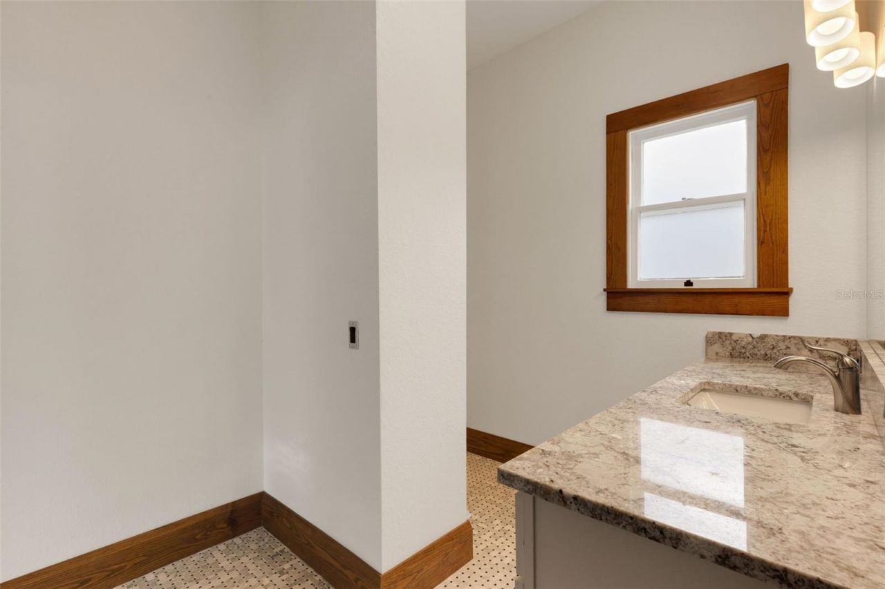 711 E Lime Street, Lakeland, FL 33801 Photo