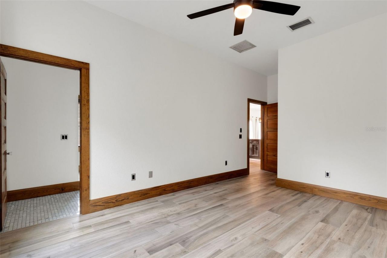 711 E Lime Street , Lakeland, FL 33801 Photo