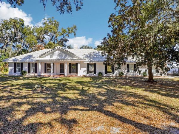 37048 COUNTY ROAD 452 , GRAND ISLAND, FL 32735