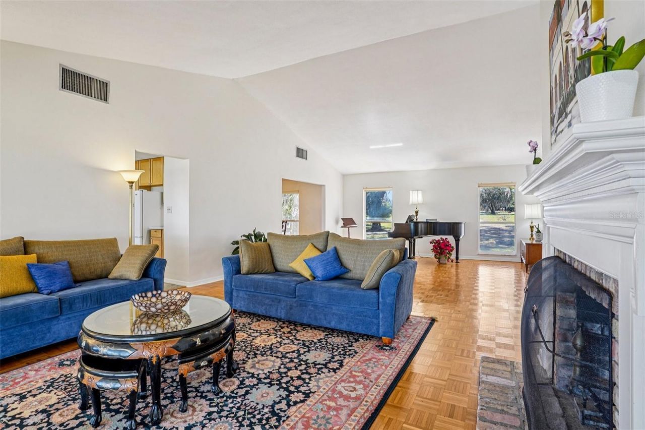 37048 County Road 452 , Grand Island, FL 32735 Photo