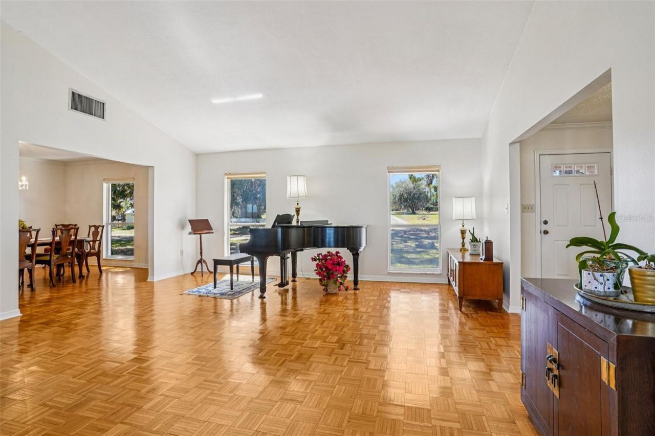 37048 County Road 452 , Grand Island, FL 32735 Photo