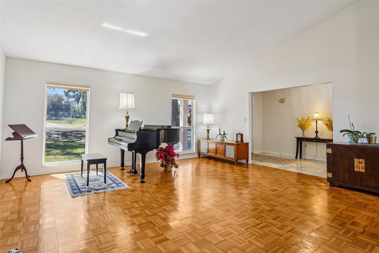 37048 County Road 452 , Grand Island, FL 32735 Photo