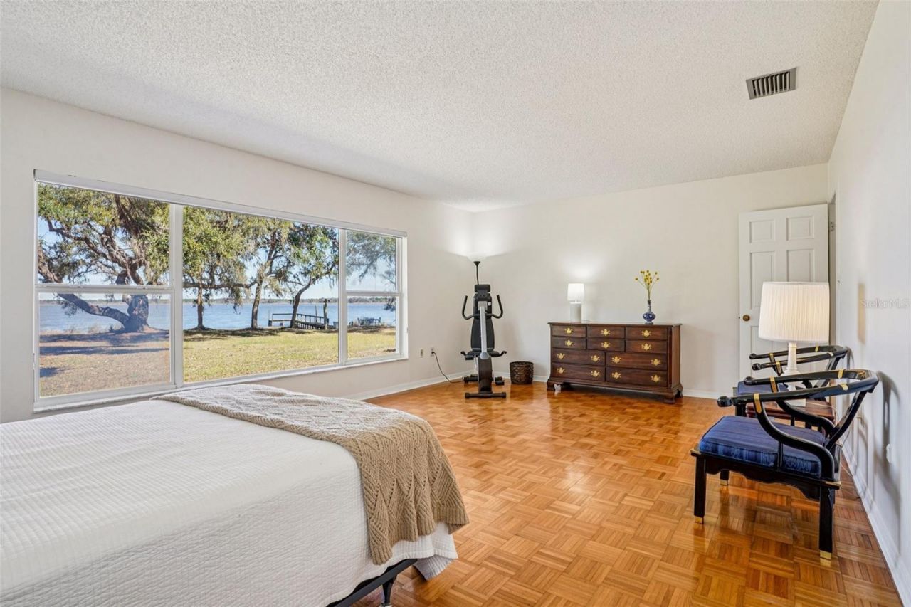 37048 County Road 452 , Grand Island, FL 32735 Photo