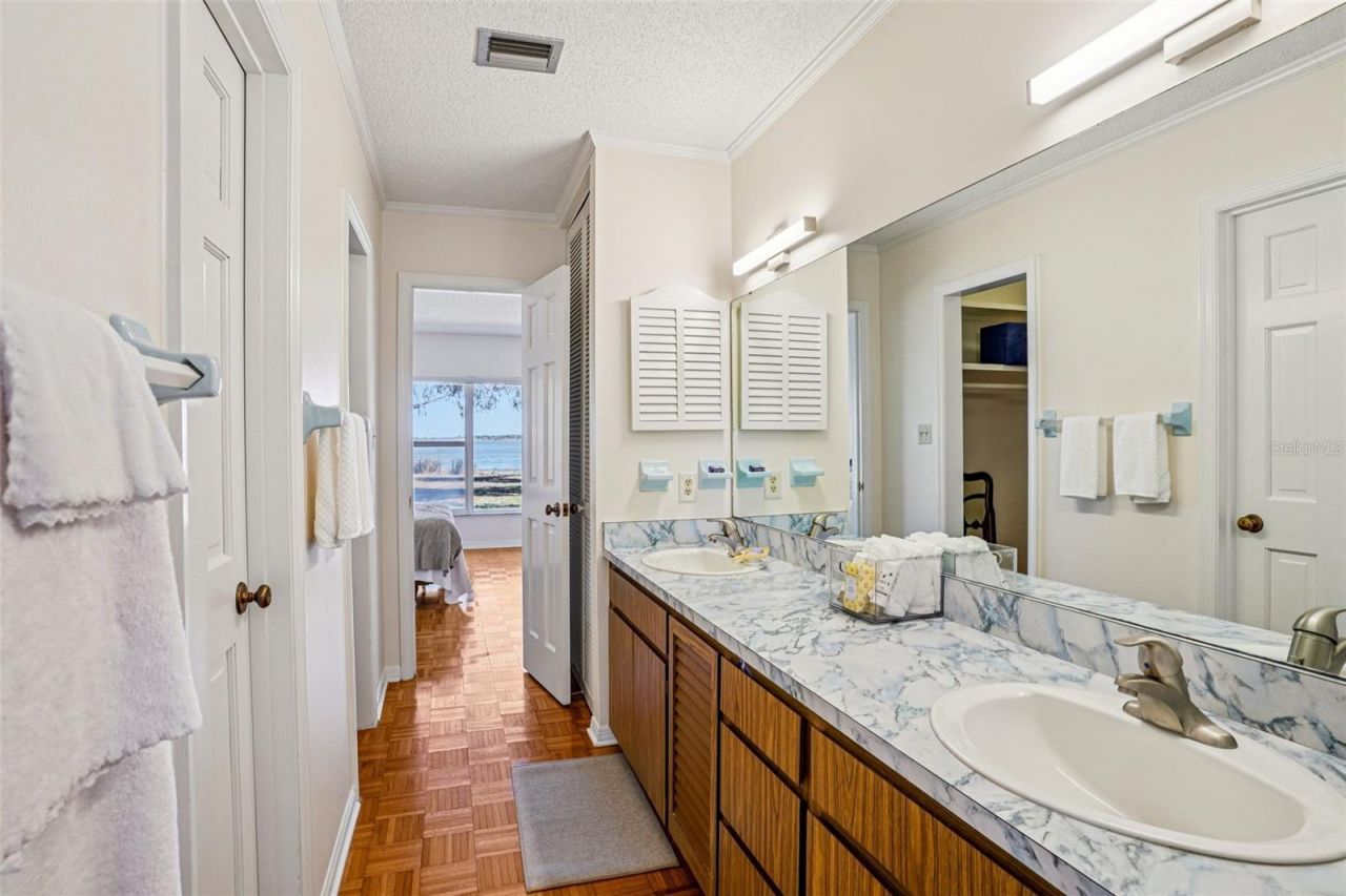 37048 County Road 452 , Grand Island, FL 32735 Photo