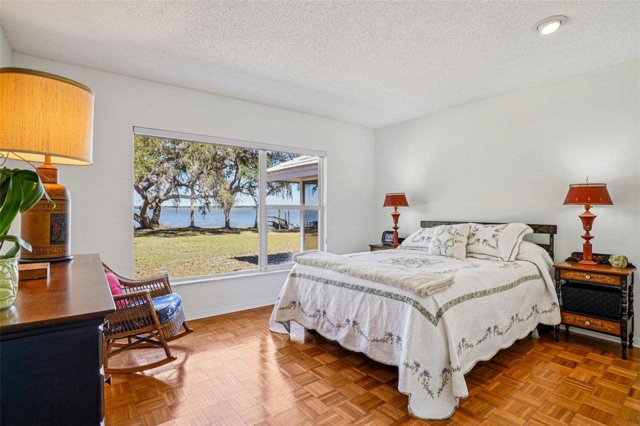 37048 County Road 452 , Grand Island, FL 32735 Photo