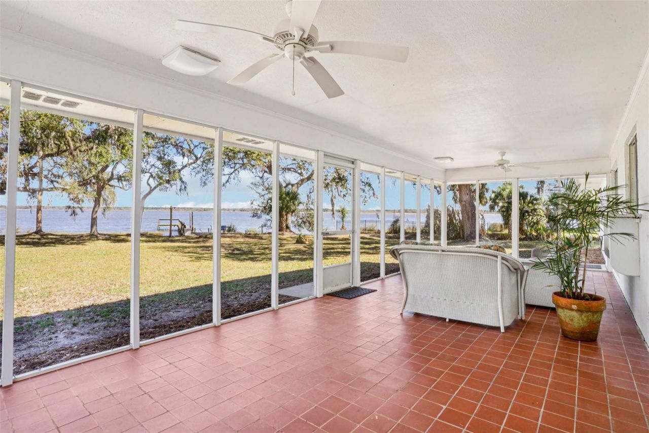 37048 County Road 452 , Grand Island, FL 32735 Photo