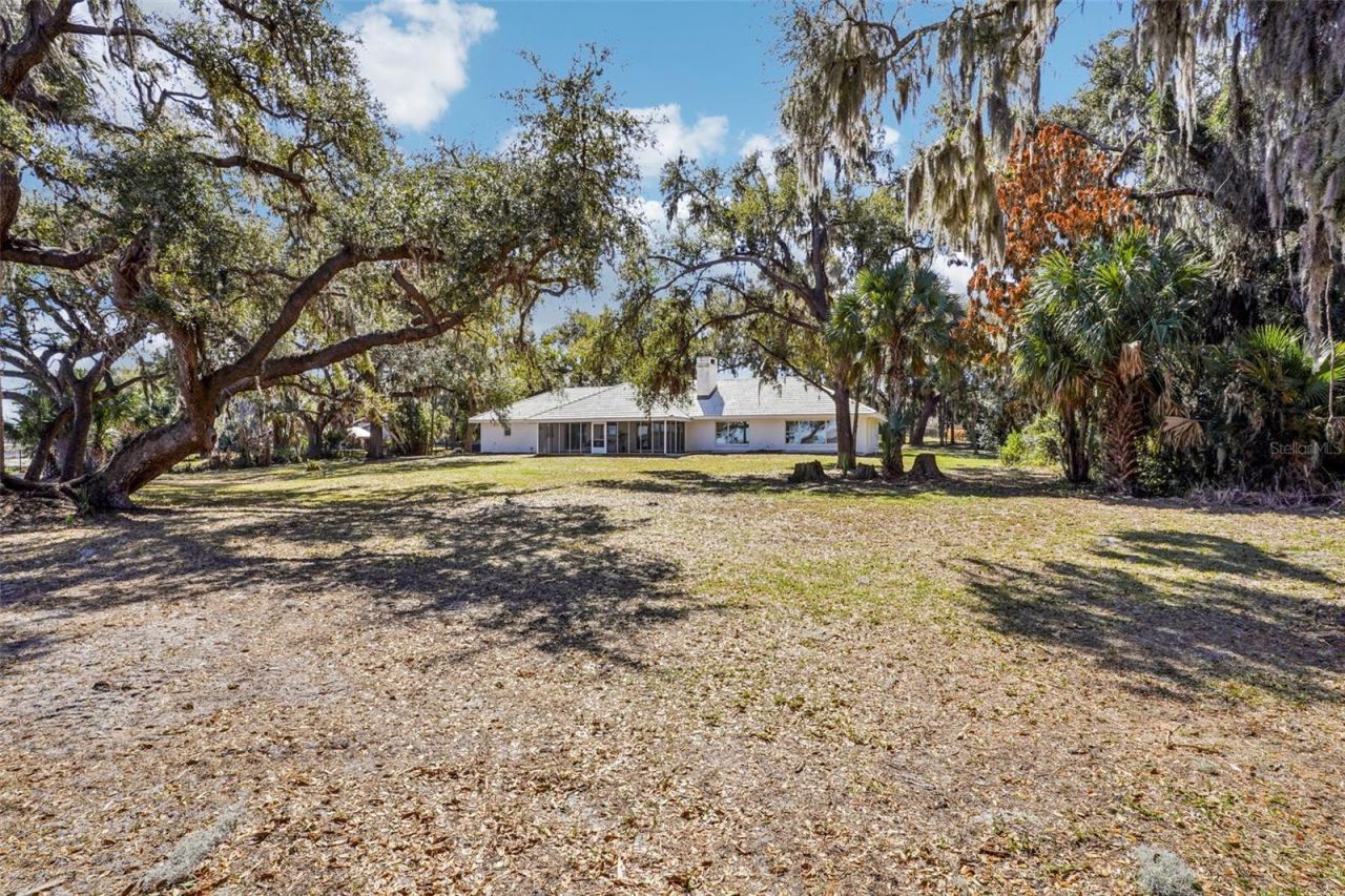 37048 County Road 452 , Grand Island, FL 32735 Photo