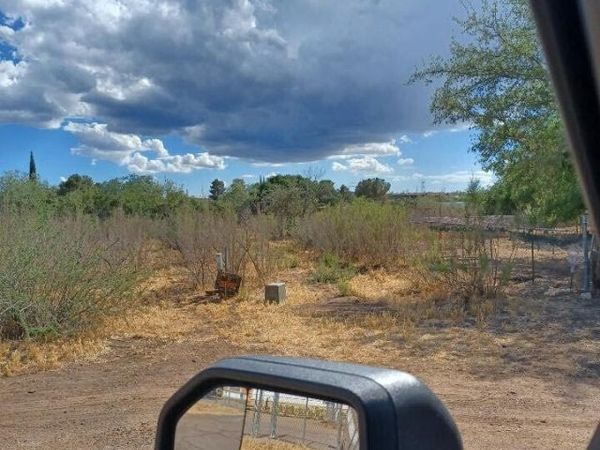 17197 E TRAILS END Road E, Unit 214, Spring Valley, AZ 86333