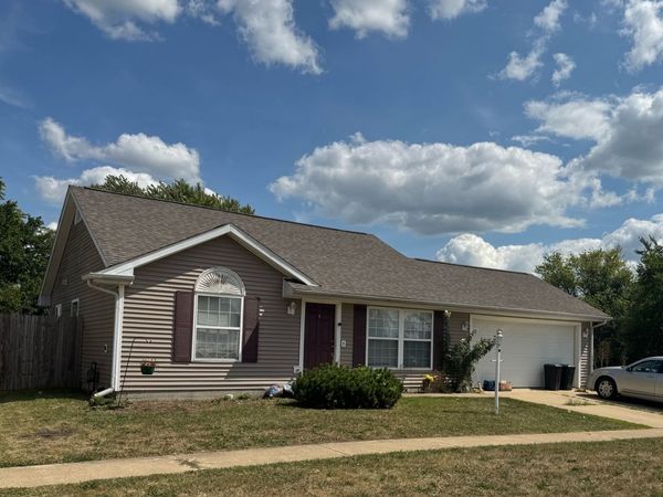 806 S Sunny Lane, Urbana, IL 61802