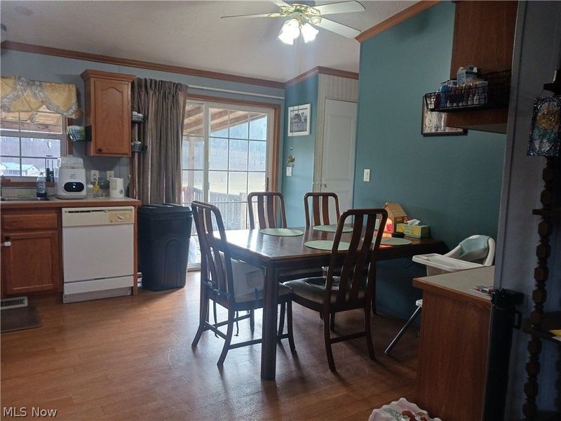 111 Everson Road, Belpre, OH 45714 Photo 5