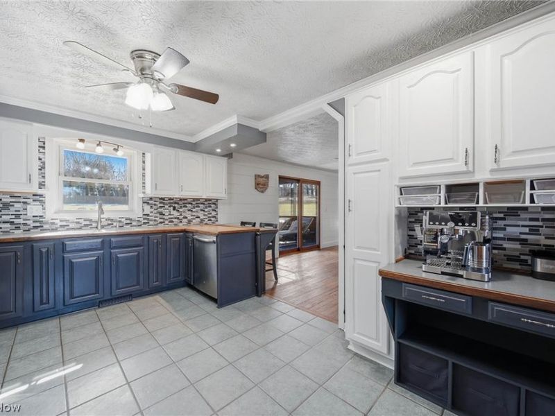 2776 Brouse Street NW, Uniontown, OH 44685 Photo 14