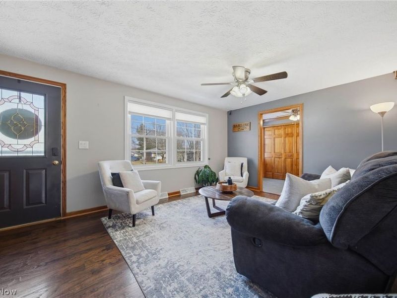 2776 Brouse Street NW, Uniontown, OH 44685 Photo 3