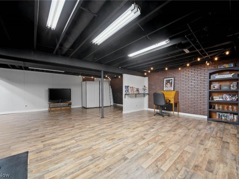 2776 Brouse Street NW, Uniontown, OH 44685 Photo 31