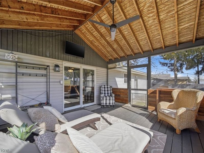 2776 Brouse Street NW, Uniontown, OH 44685 Photo 33