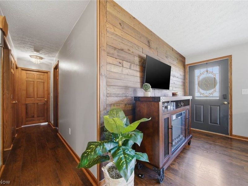 2776 Brouse Street NW, Uniontown, OH 44685 Photo 5