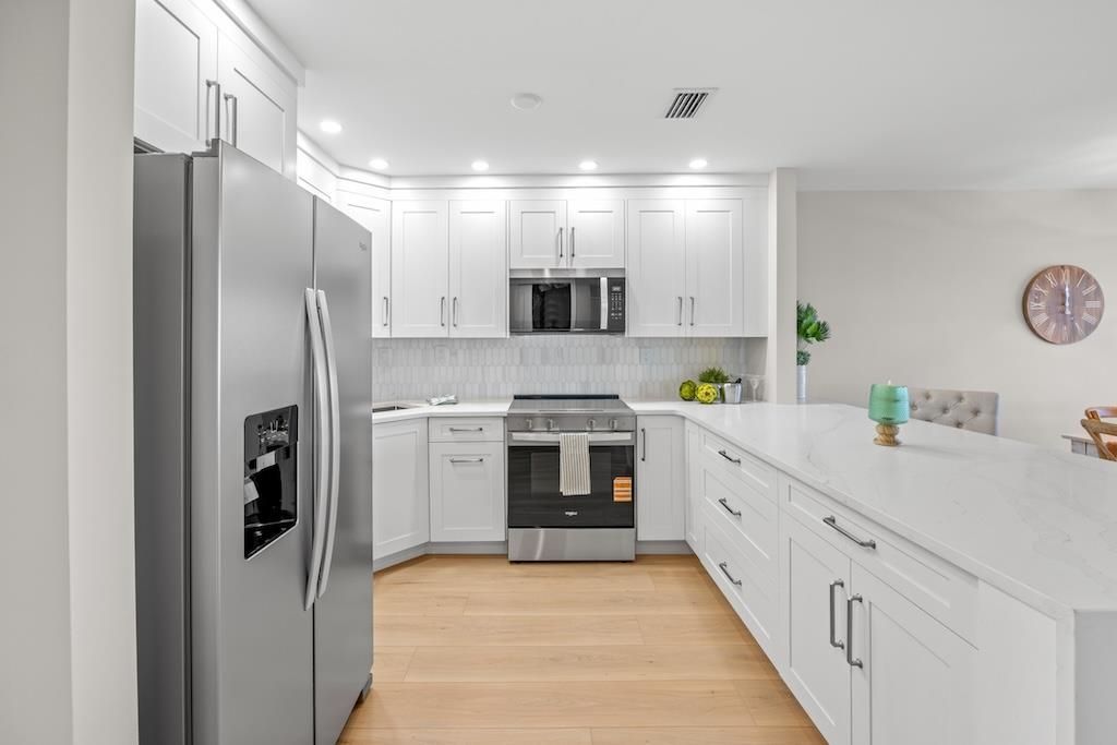1341 Middle Gulf Dr, Unit 5C, Sanibel, FL 33957 Photo