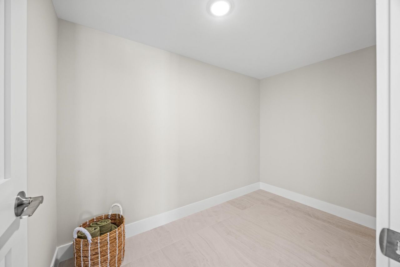 1341 Middle Gulf Dr, Unit 5C, Sanibel, FL 33957 Photo