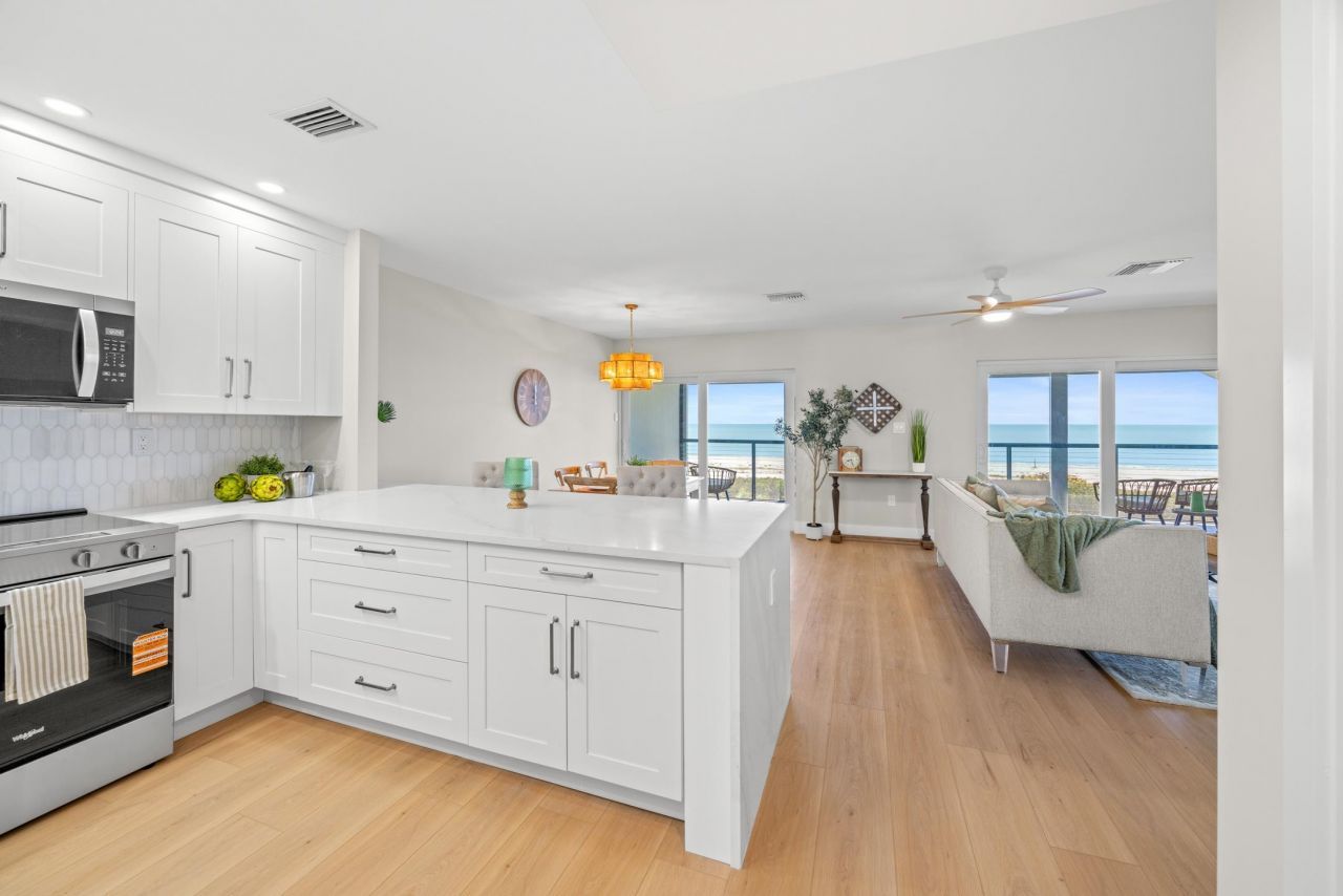 1341 Middle Gulf Dr, Unit 5C, Sanibel, FL 33957 Photo