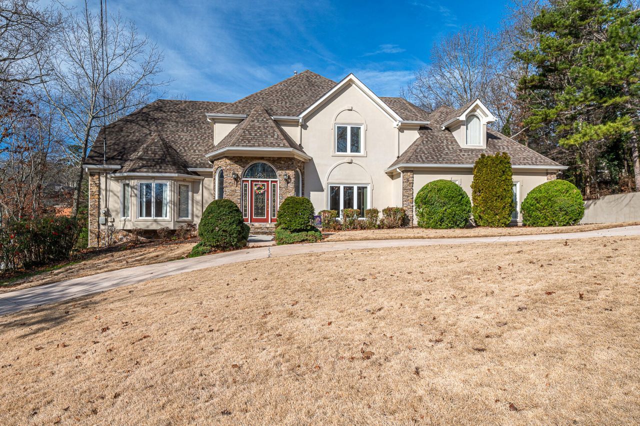 807 Candlewood Trail Chattanooga, TN 37421