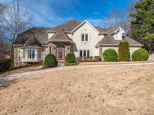 807 Candlewood Trail, Chattanooga, TN 37421