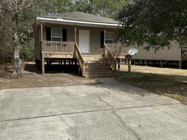 6192 E Ridley Street, Bay Saint Louis, MS 39520