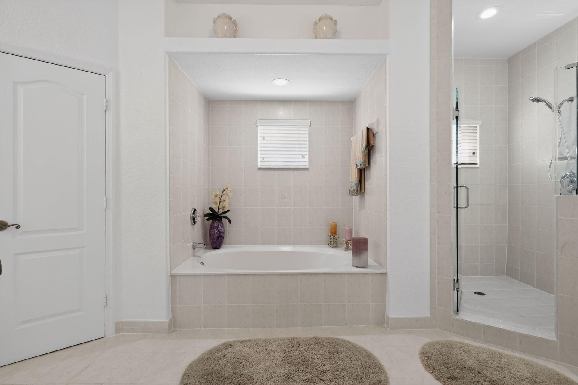 16613 NW 77th Path, Miami Lakes, FL 33016 Photo