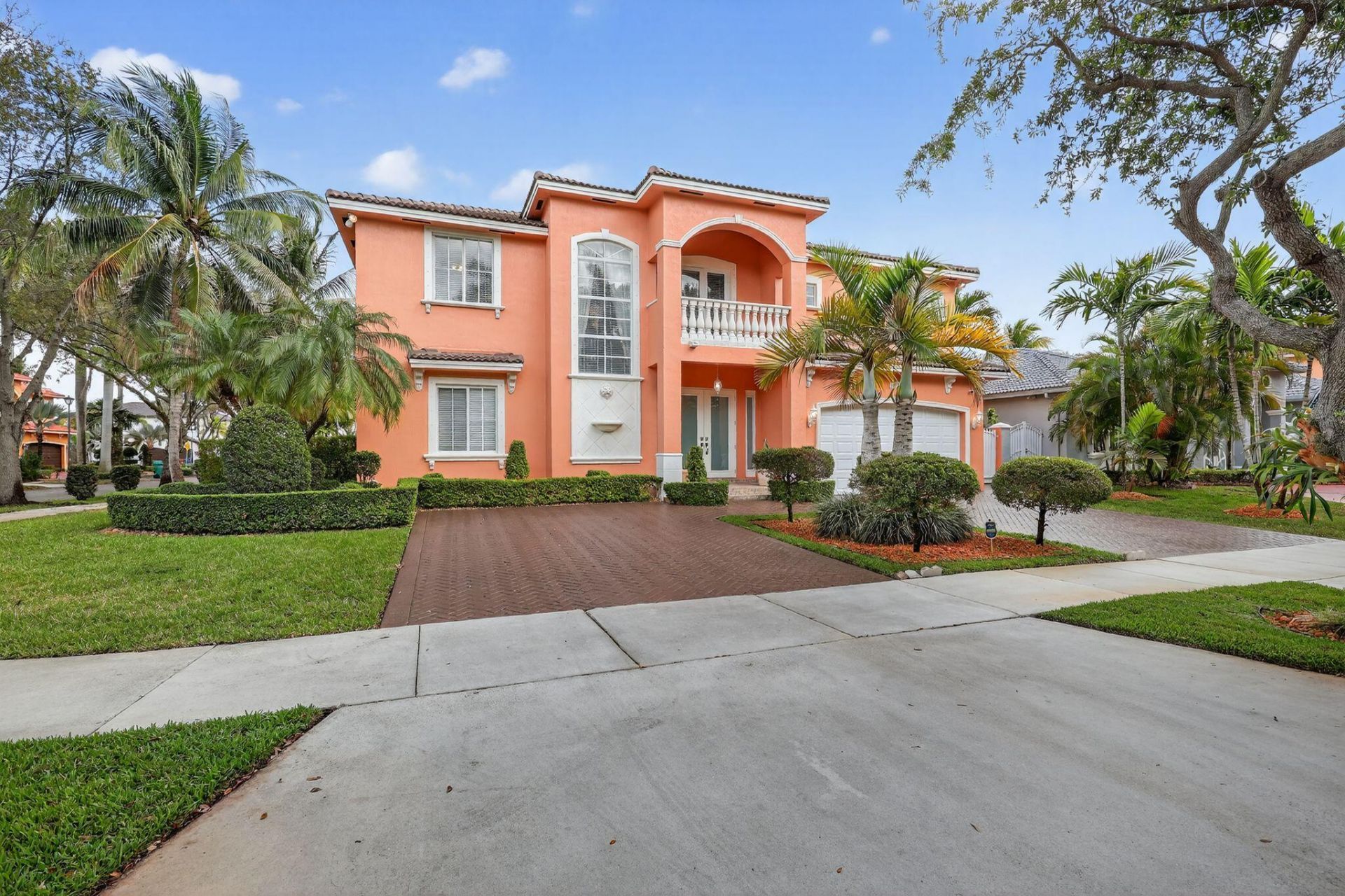 16613 NW 77th Path, Miami Lakes, FL 33016 Photo