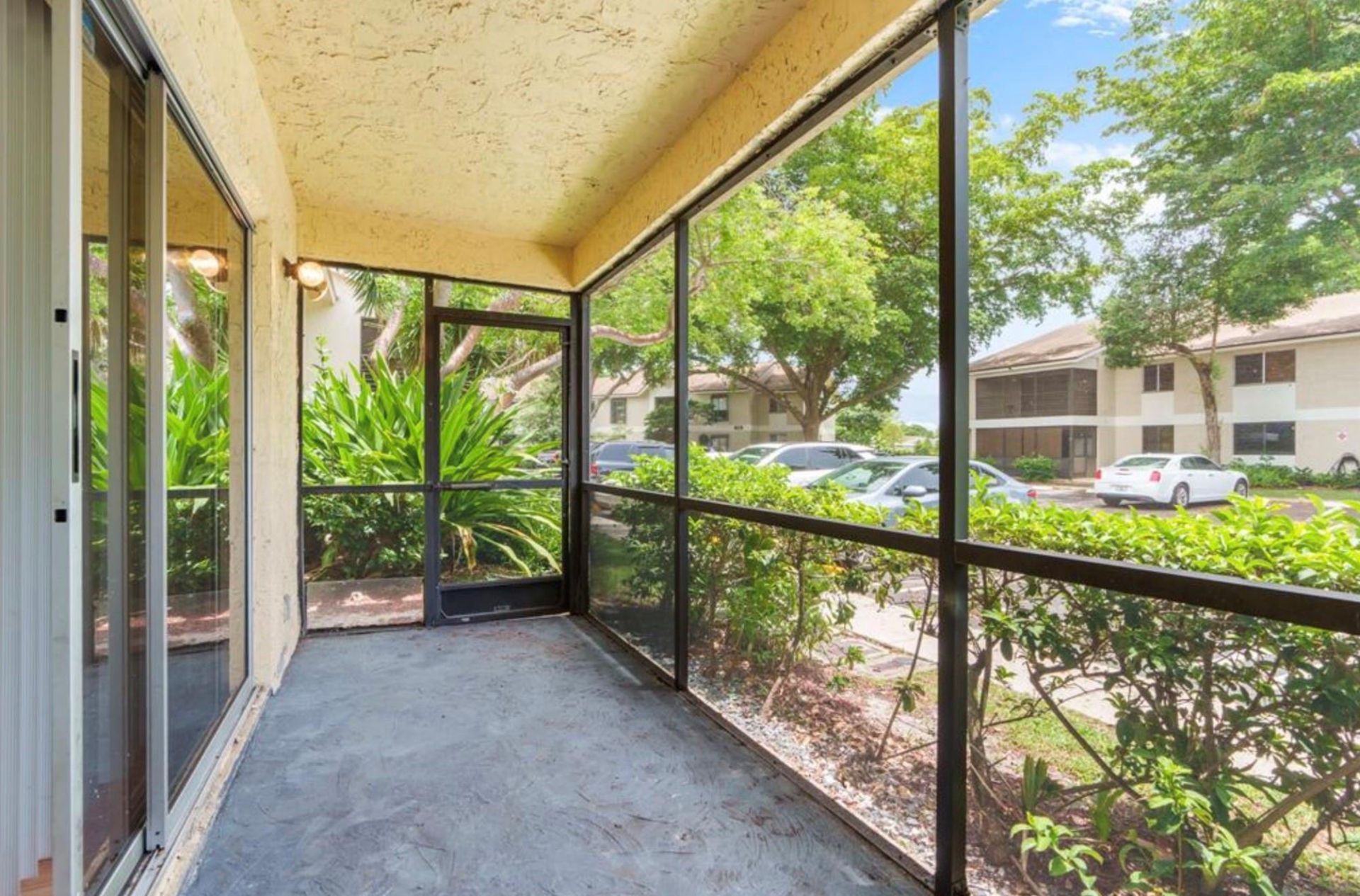 707 Gardens Drive, Unit 101, Pompano Beach, FL 33069 Photo