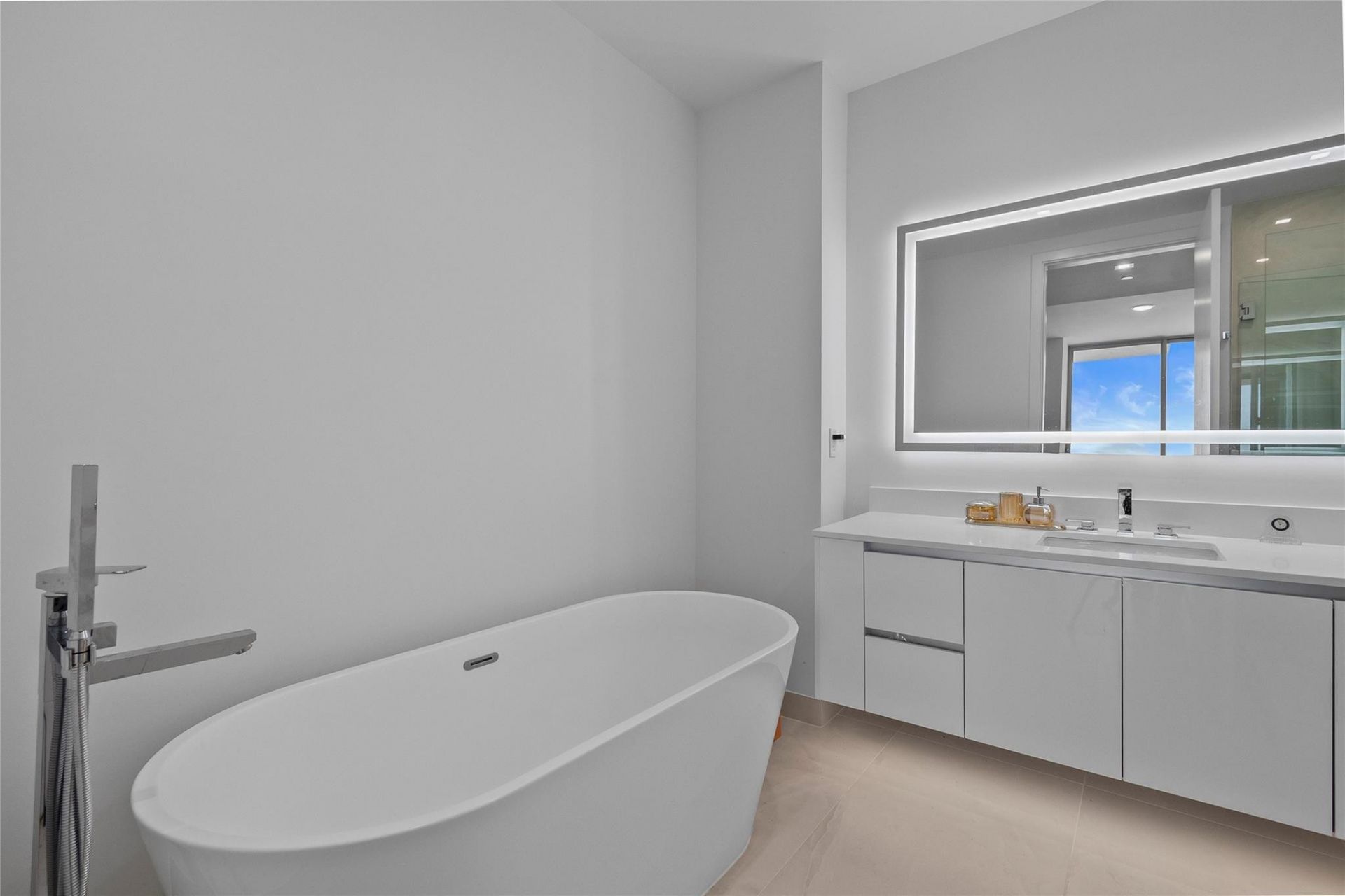 220 Lake Shore Drive, Unit 1417, Lake Park, FL 33403 Photo