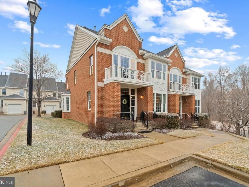 6010 Helmsman Way, Unit A4-45, Clarksville, MD 21029 Main Photo